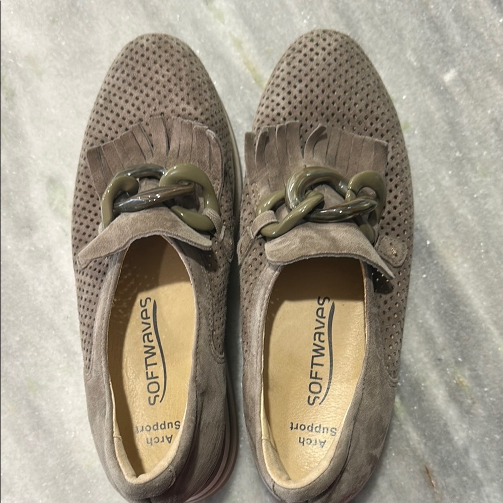Softwaves Women's Taupe Loafers with Fringe Detail